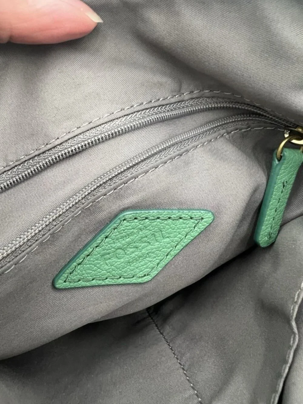 Fossil Green Pebbled Leather Crossbody Bag Adjustable Strap Soft Leather Purse - Picture 6 of 8